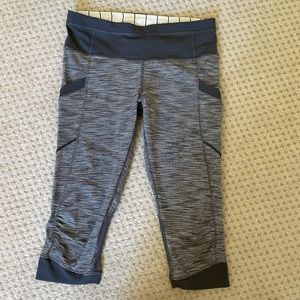 Lululemon crop leggings